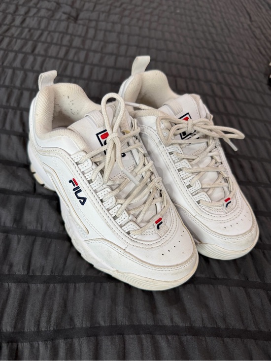 Fila Other - FILA White & Navy Chunky Leather Sneakers